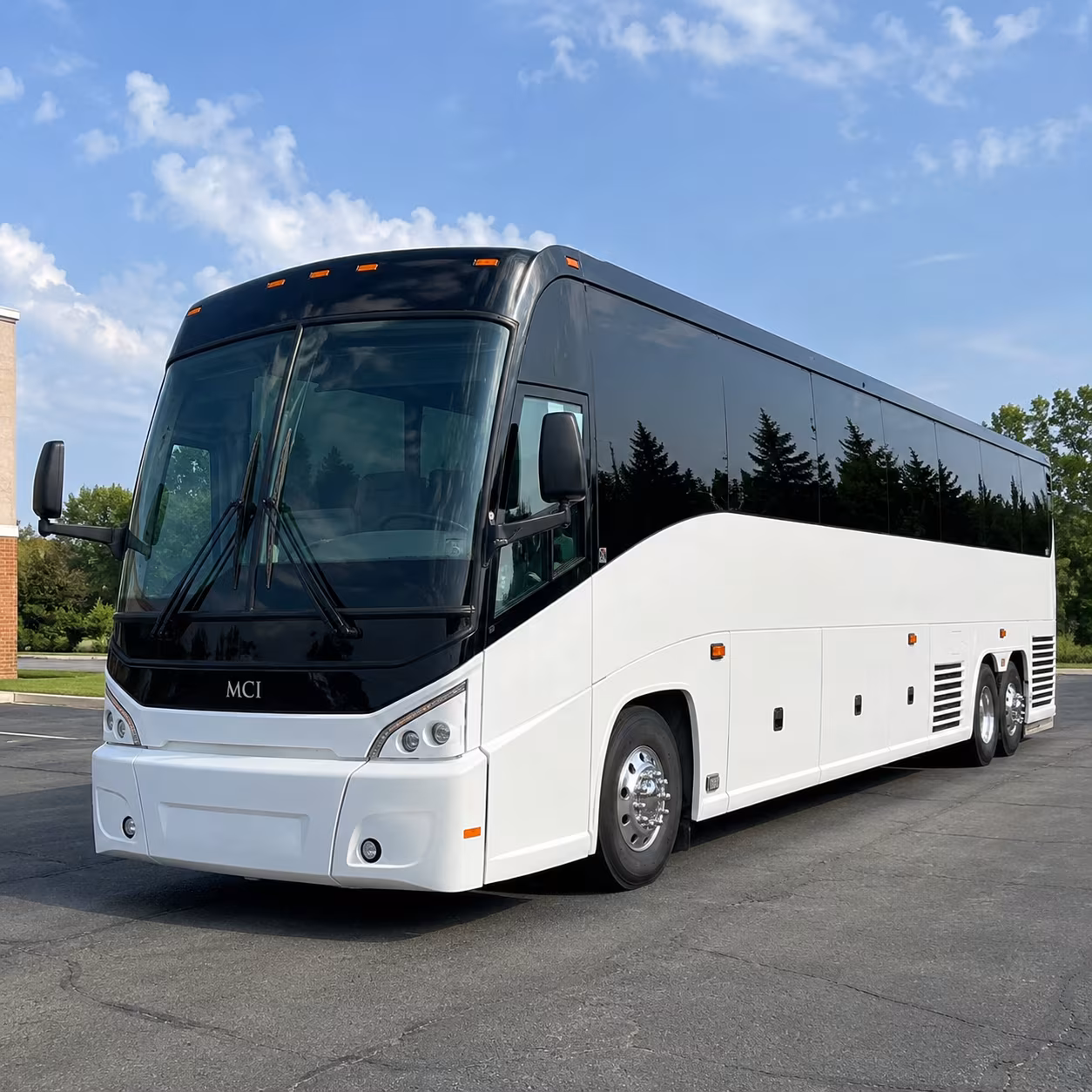 charter bus and minibus transfers to san antonio international airport sat
