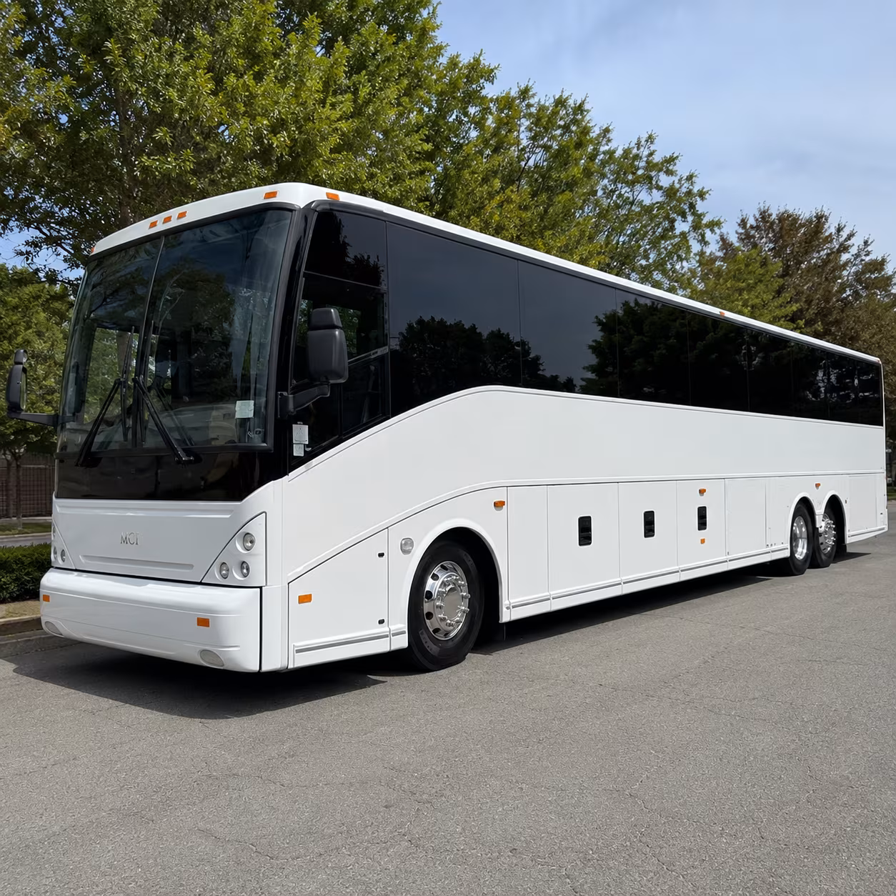 charter buses for hill country winery runs along us 290