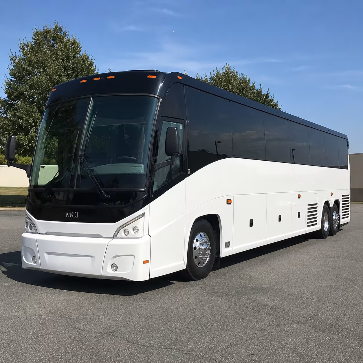 charter buses to whitewater amphitheater shows and festival weekends