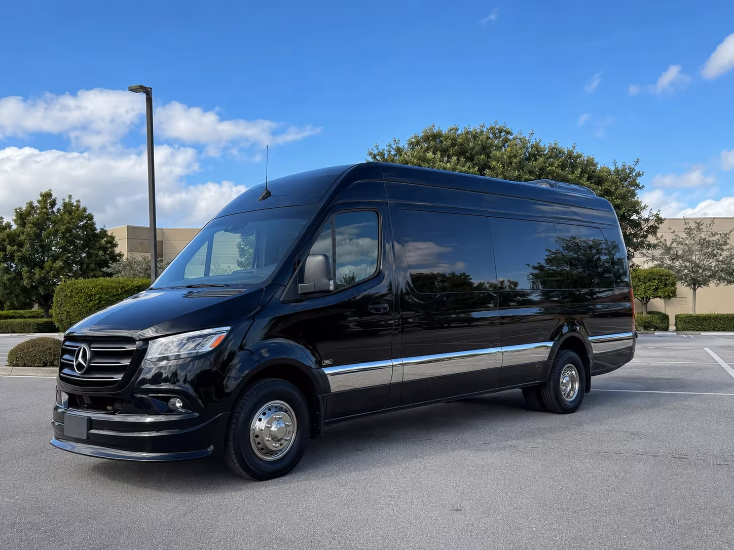 find and book transportation for your next concert or music festival 1