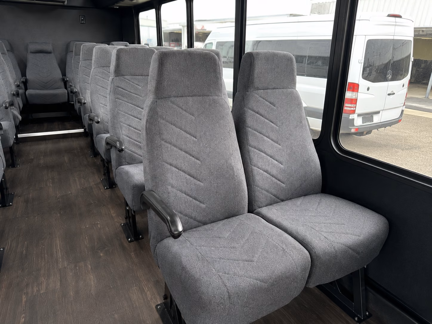 find and book transportation for your next concert or music festival 4
