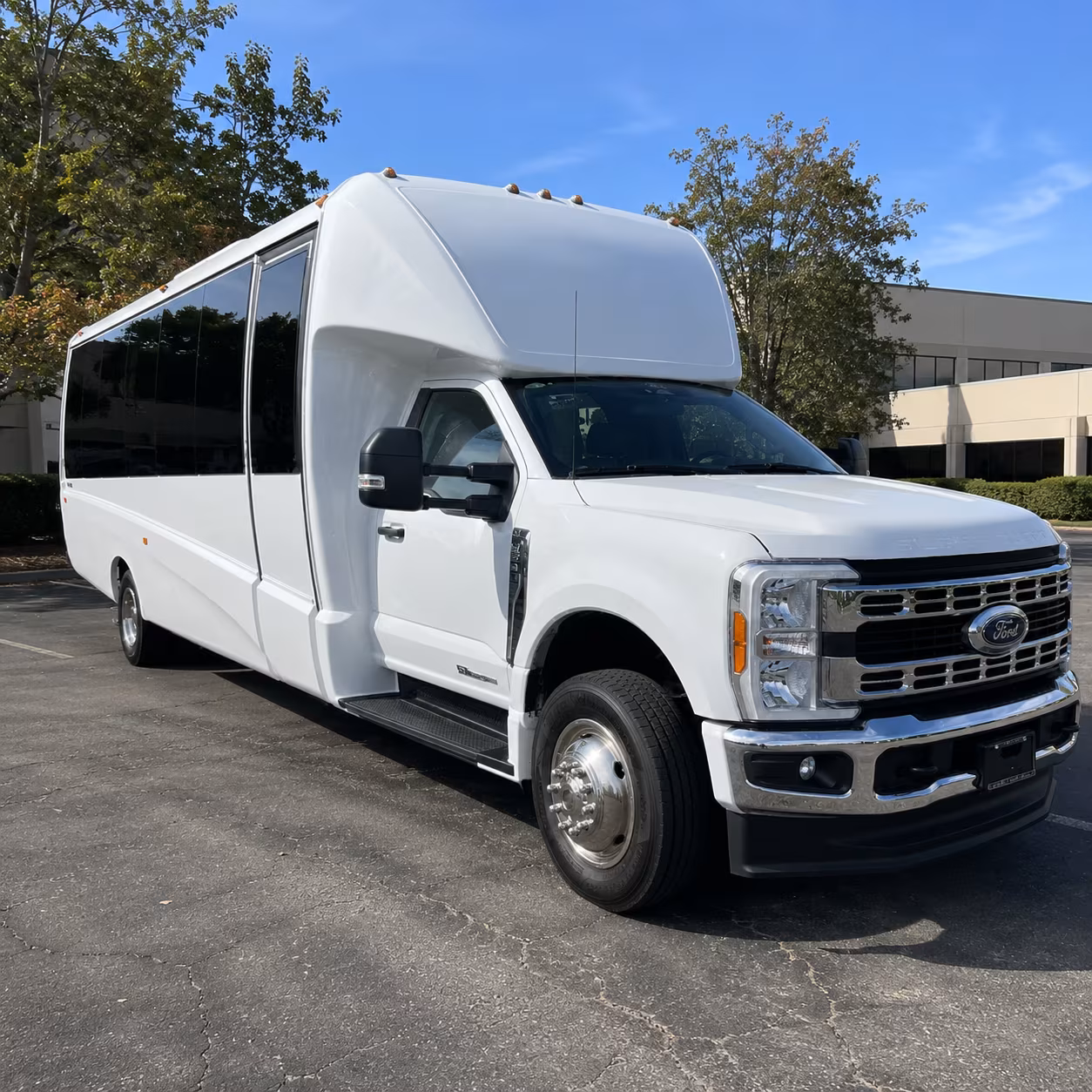 find and book transportation for your next corporate event 1