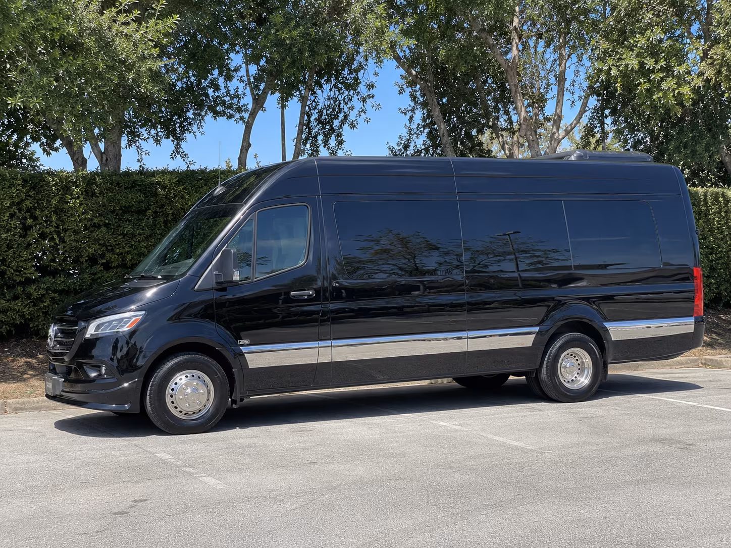 find and book transportation for your next wedding 3