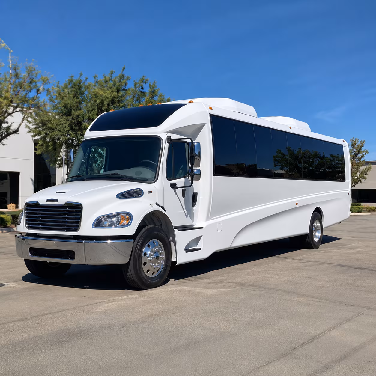 new braunfels 25 passenger minibus