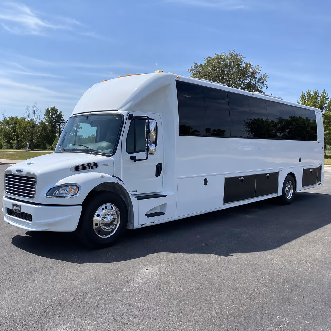 new braunfels 40 passenger party bus