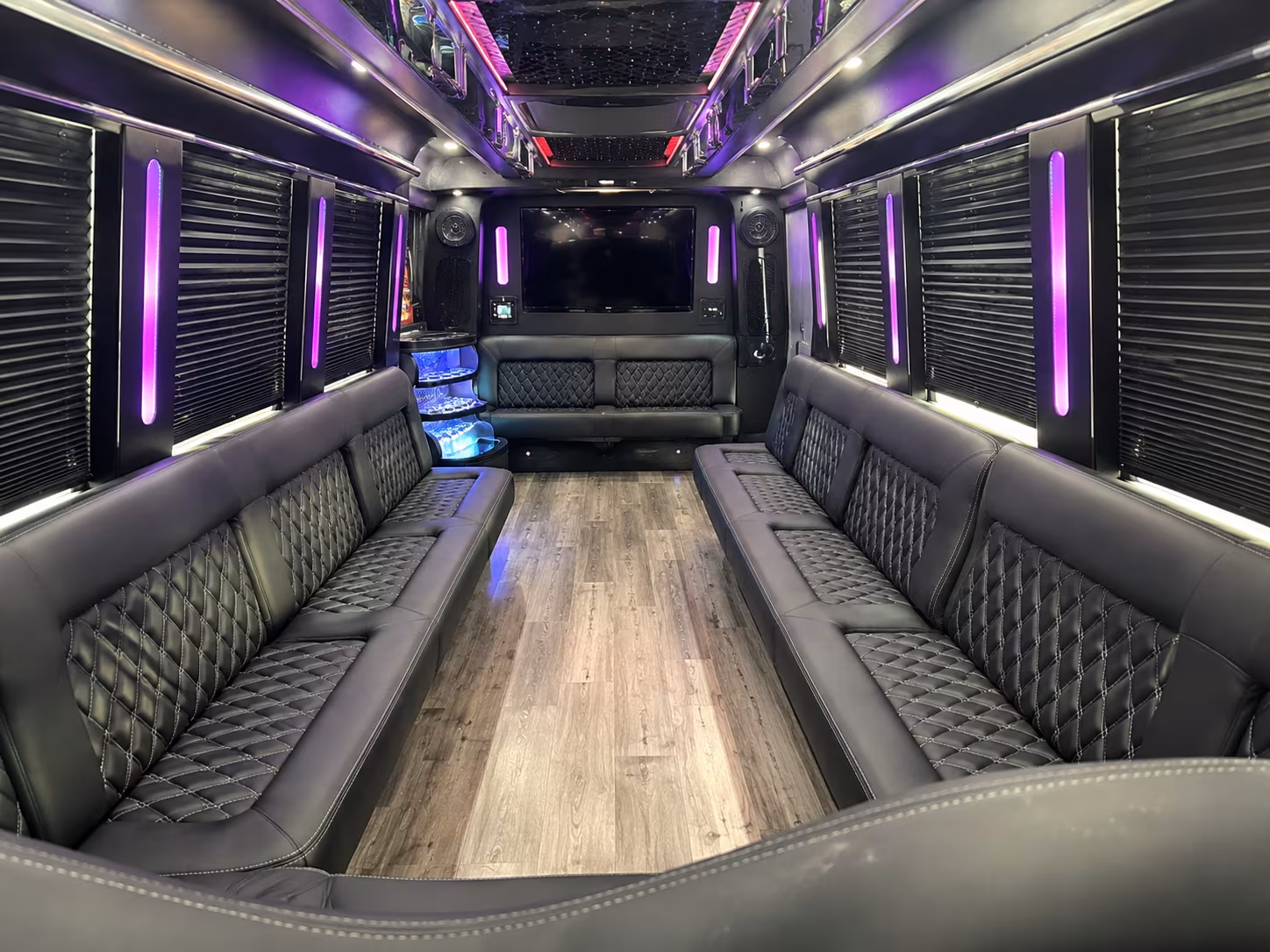 new braunfels field trip party bus rental