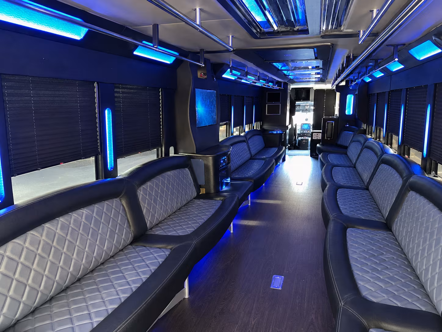 new braunfels schlitterbahn tubing comal party bus rental
