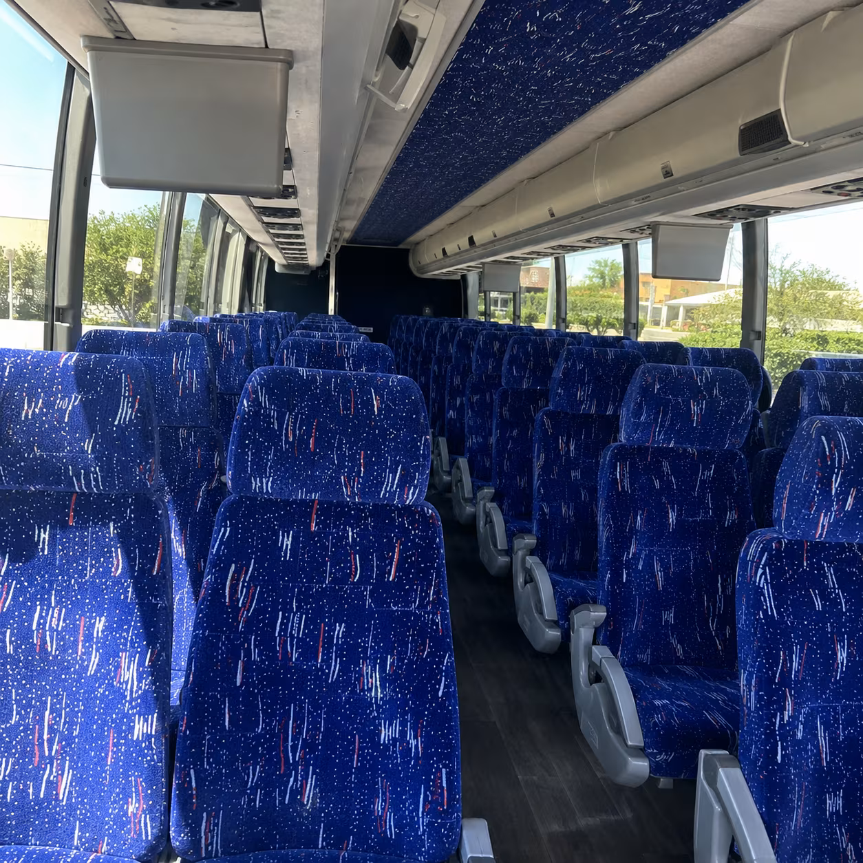 new braunfels wine tour charter bus rental