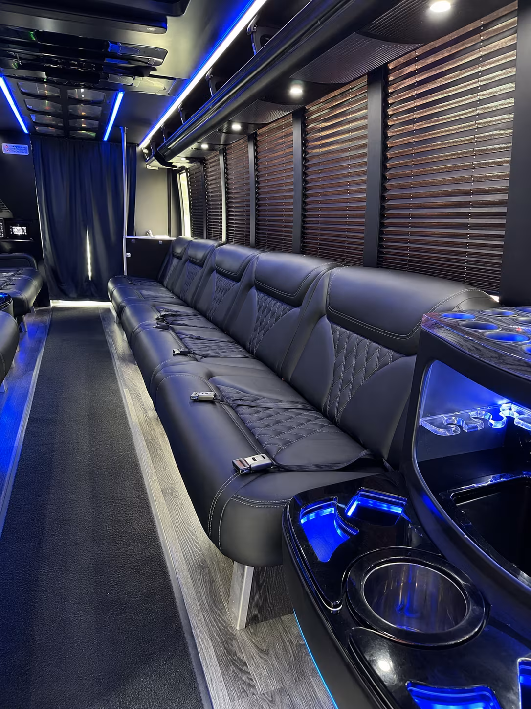 overflow parking shuttle buses for large new braunfels events
