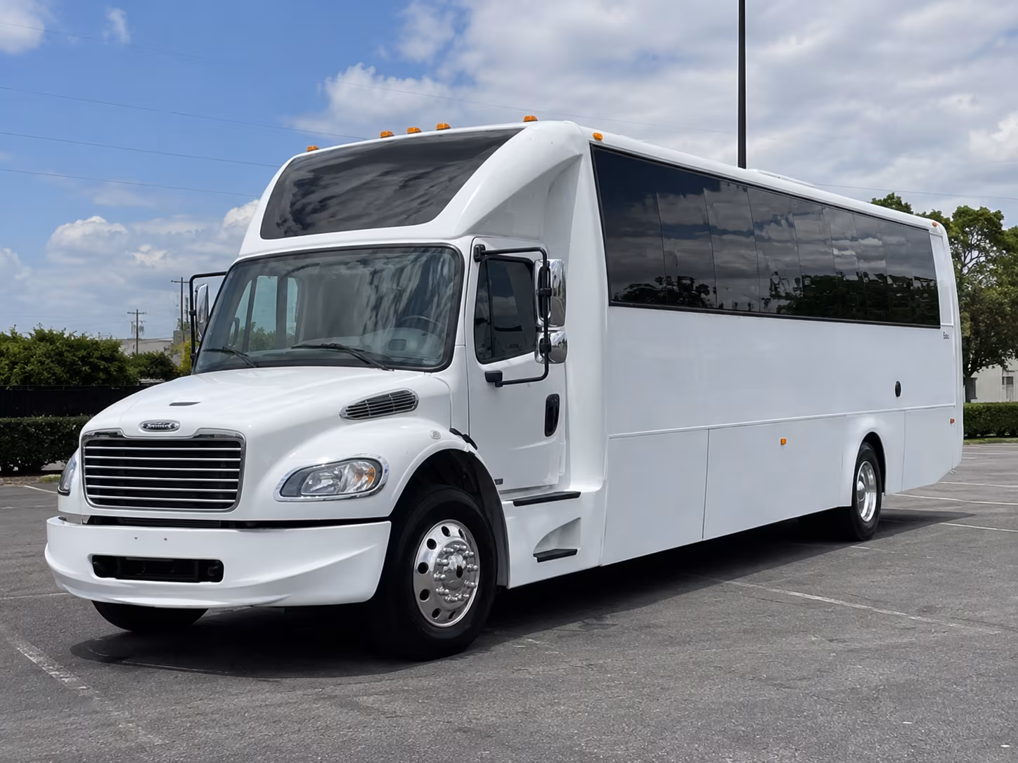 rent a party bus to the best wineries around new braunfels